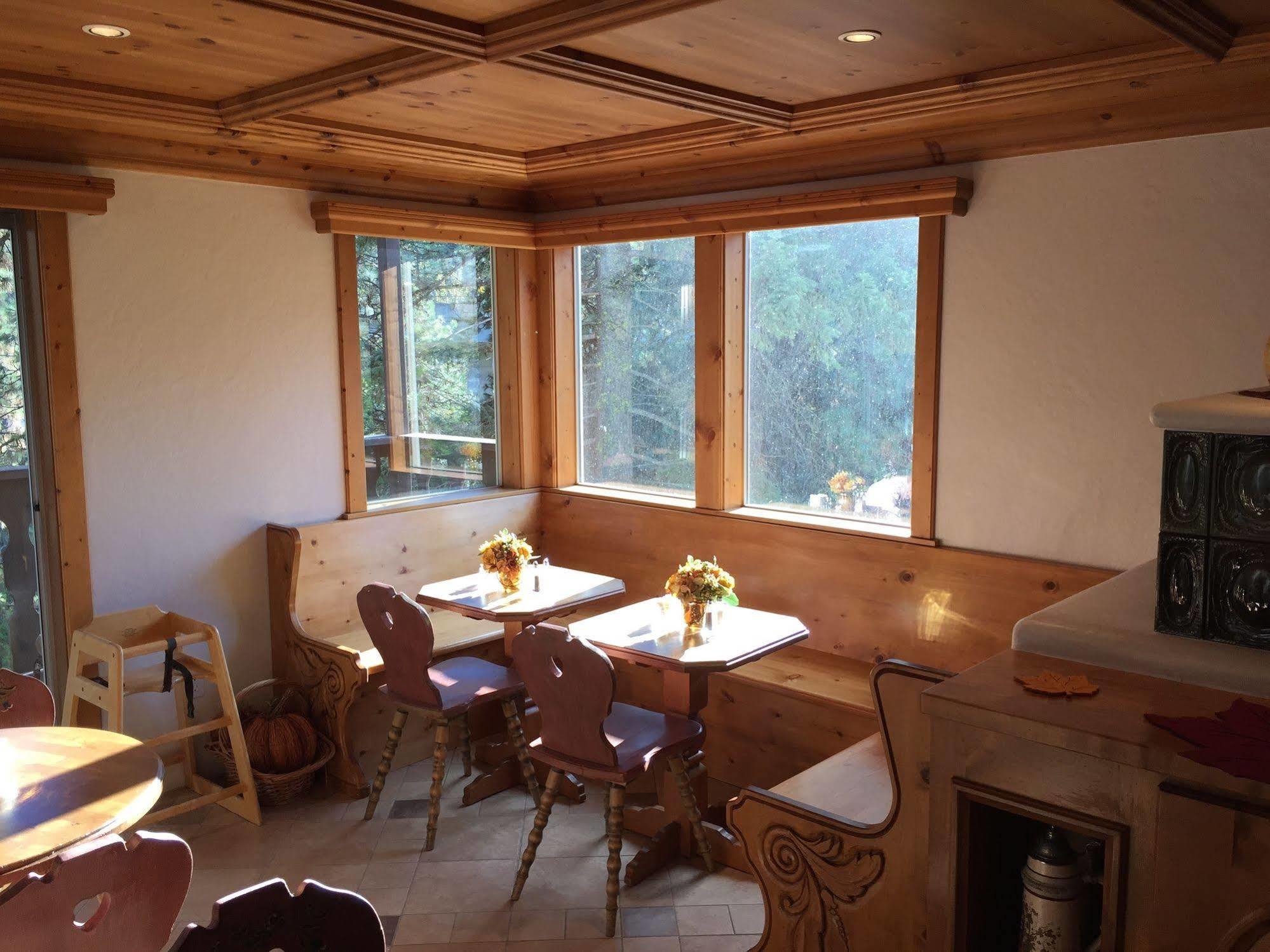 Alpine Rivers Inn Leavenworth Extérieur photo